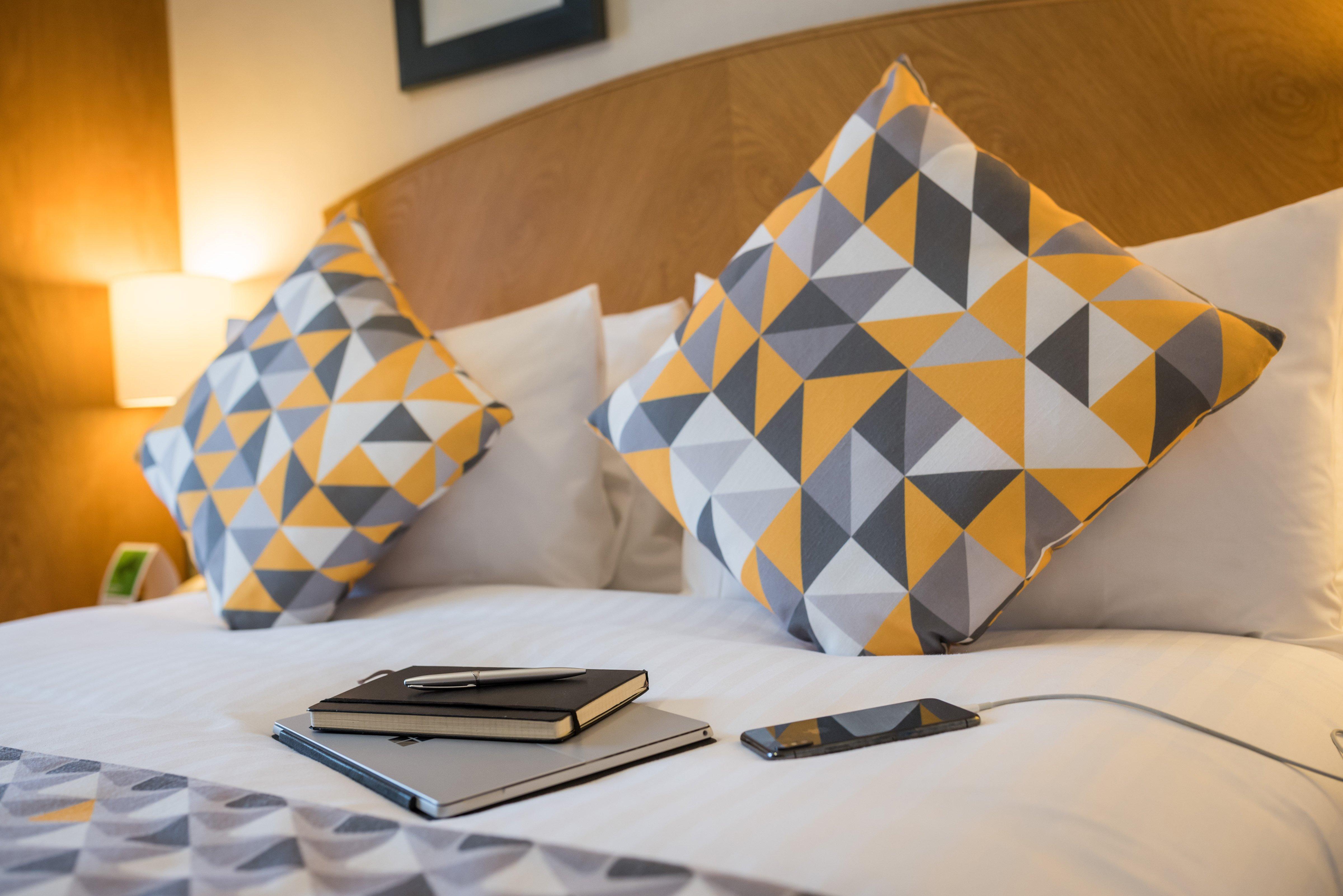 Holiday Inn Manchester West By Ihg Salford  Eksteriør billede