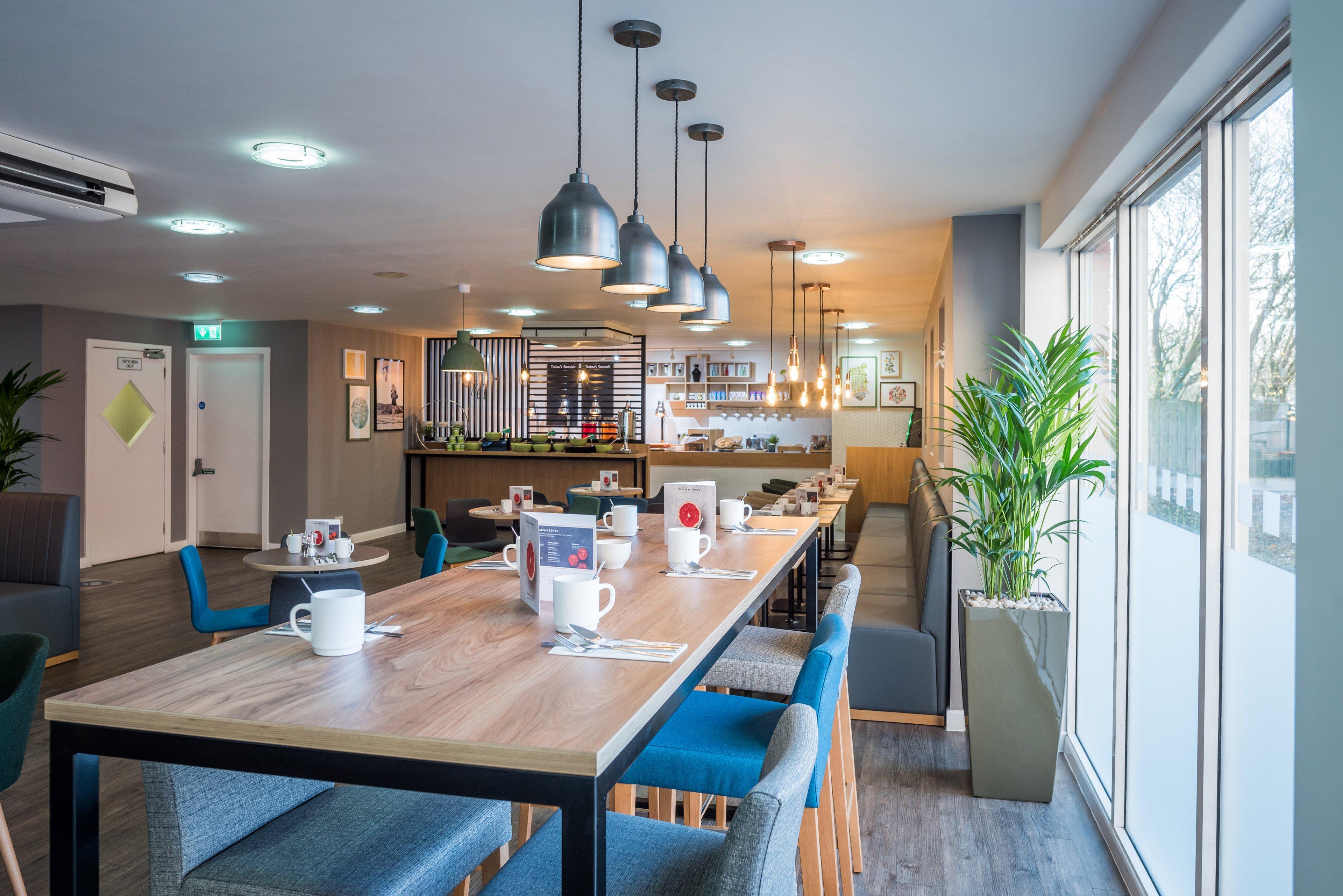 Holiday Inn Manchester West By Ihg Salford  Eksteriør billede