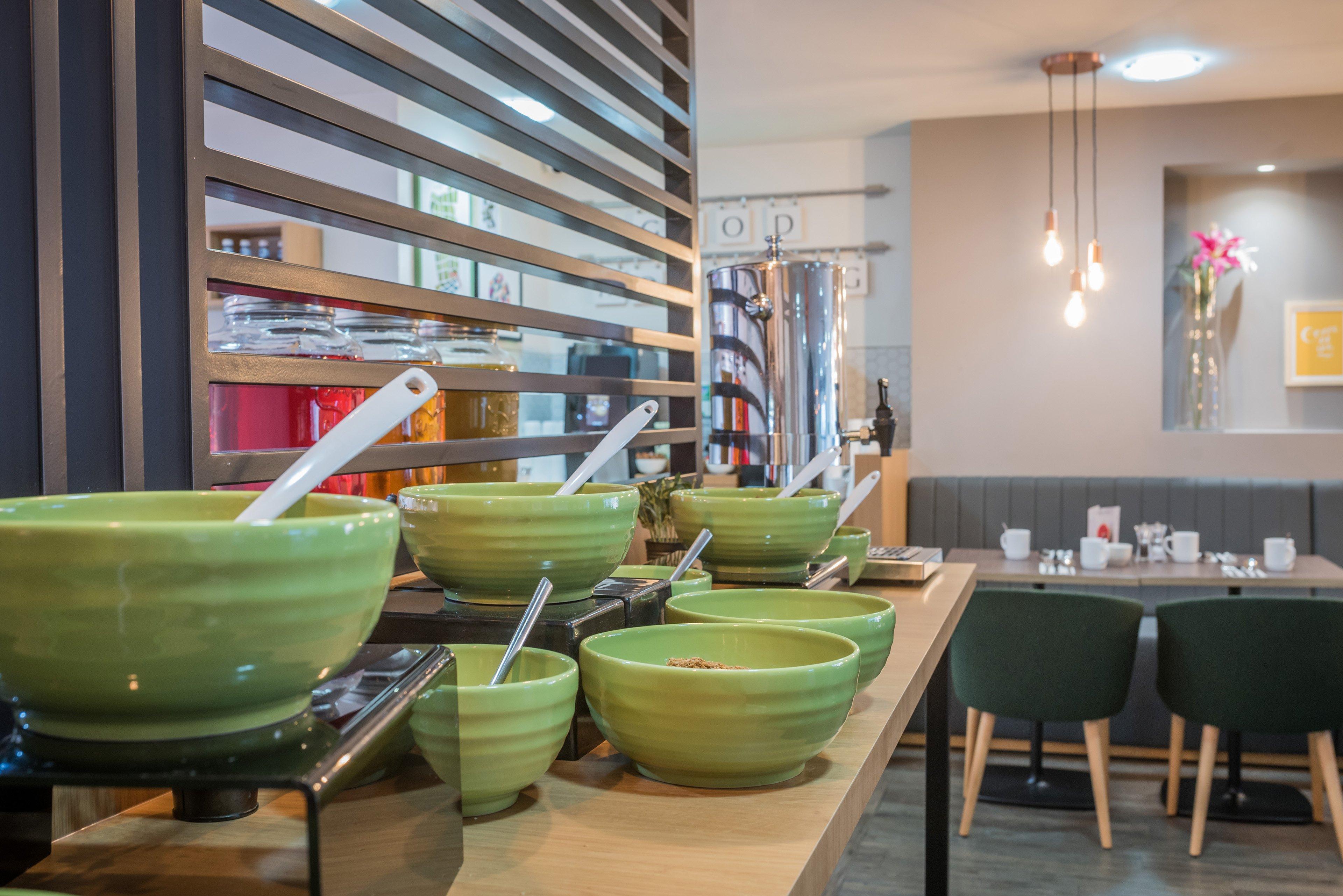 Holiday Inn Manchester West By Ihg Salford  Eksteriør billede