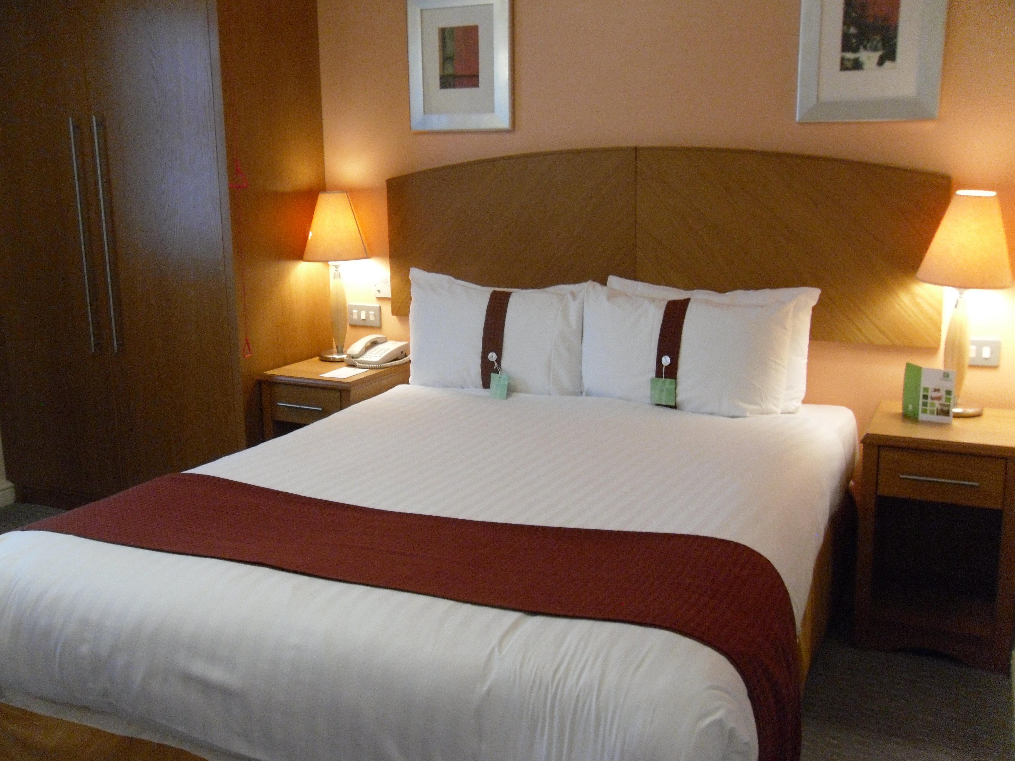 Holiday Inn Manchester West By Ihg Salford  Eksteriør billede