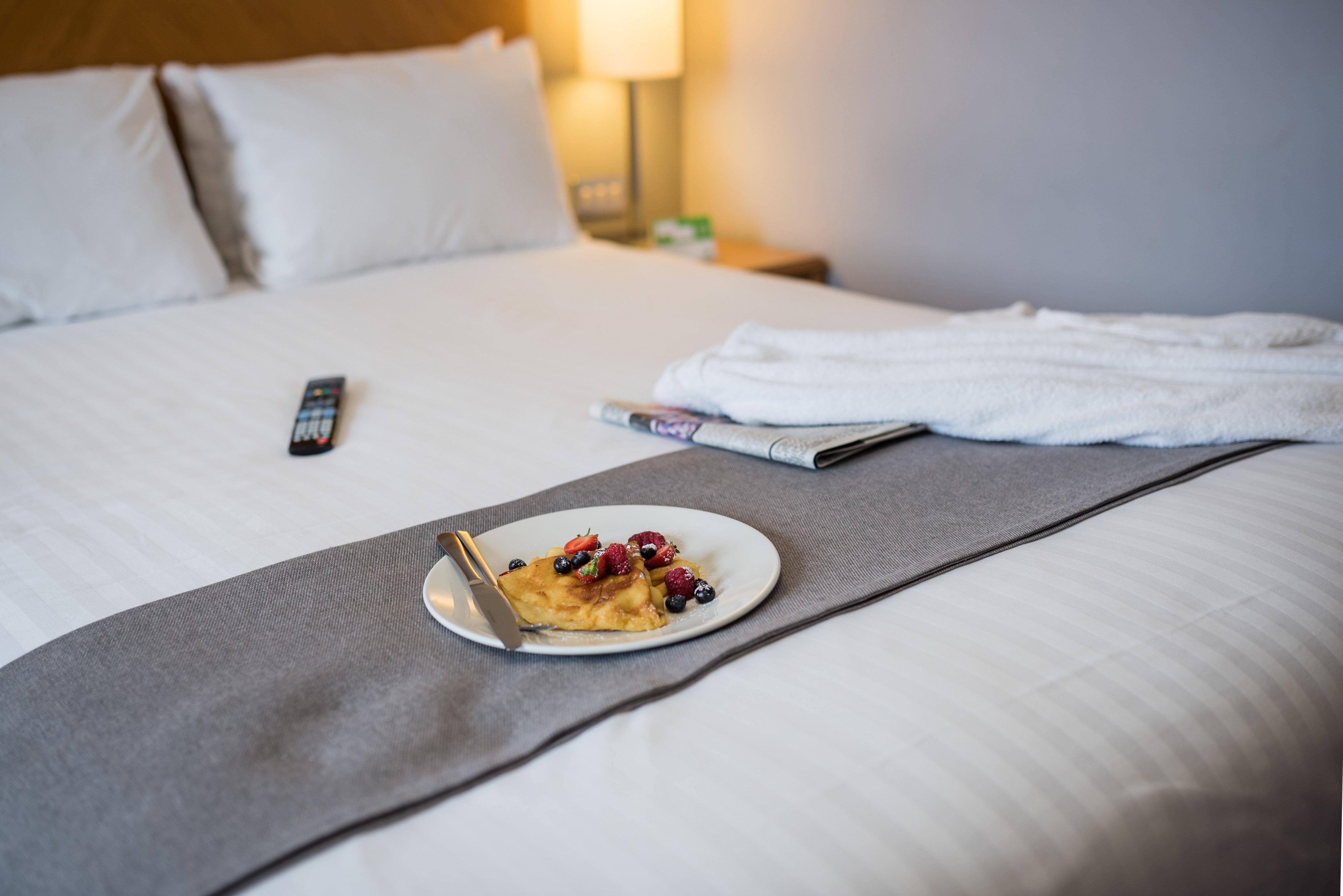 Holiday Inn Manchester West By Ihg Salford  Eksteriør billede